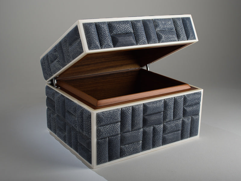 Zelda Box _ Midnight Blue Shagreen