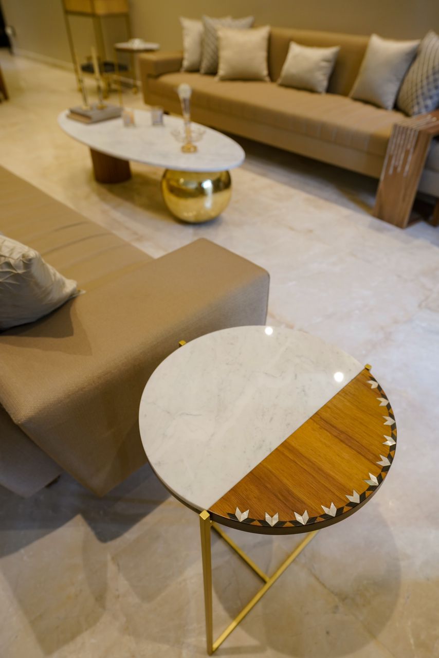 D table white top