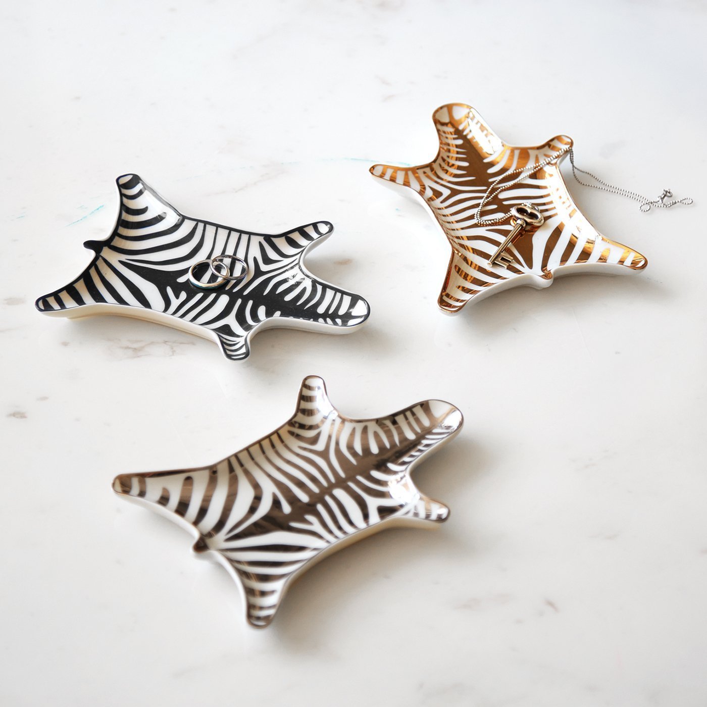 Zebra Stacking Dish Black & White