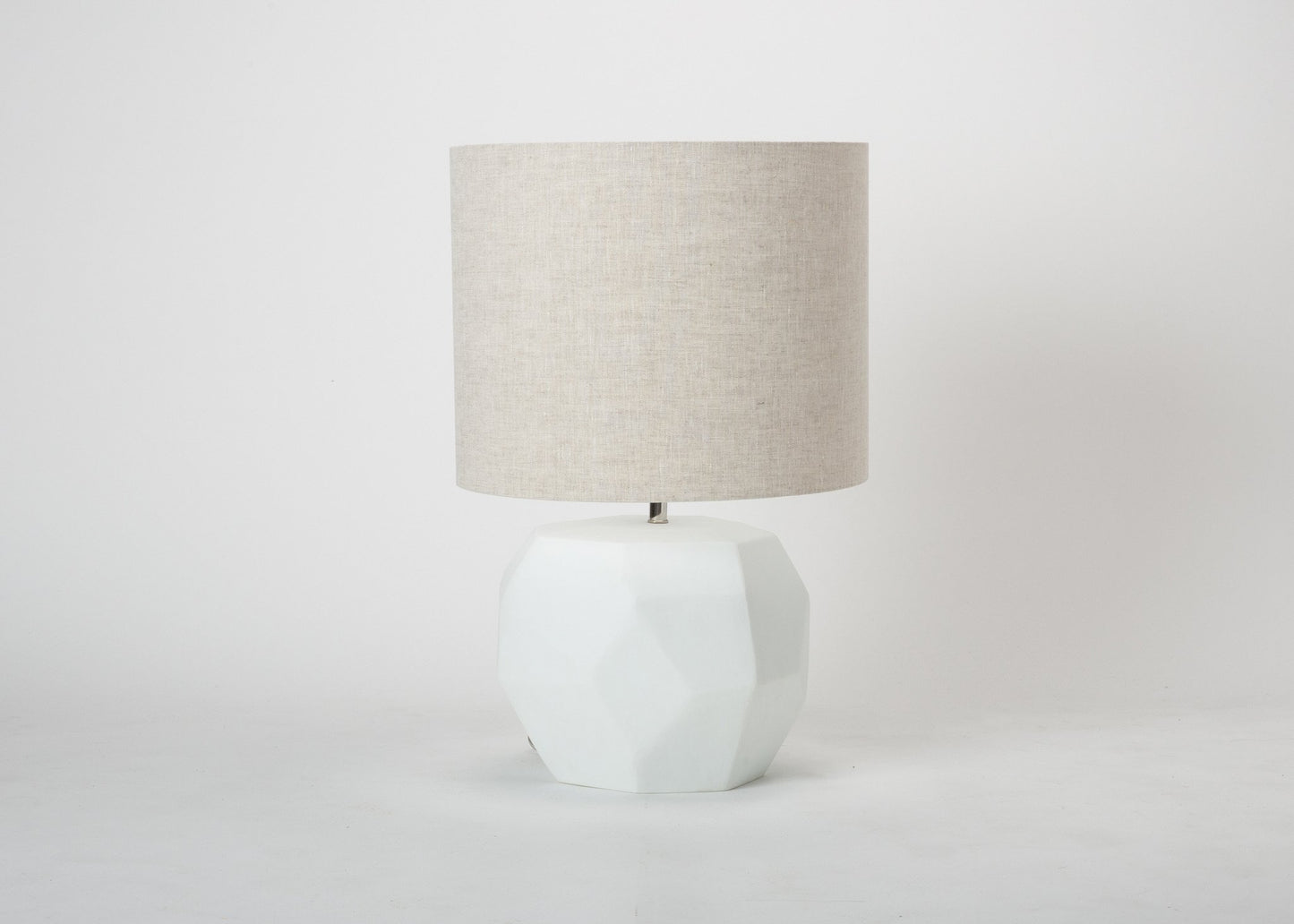 Cubistic Round Table Lamp